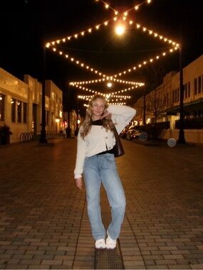 Meet your Posher, Madeline